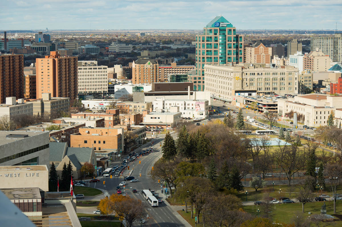 D80_5783_downtown_winnipeg