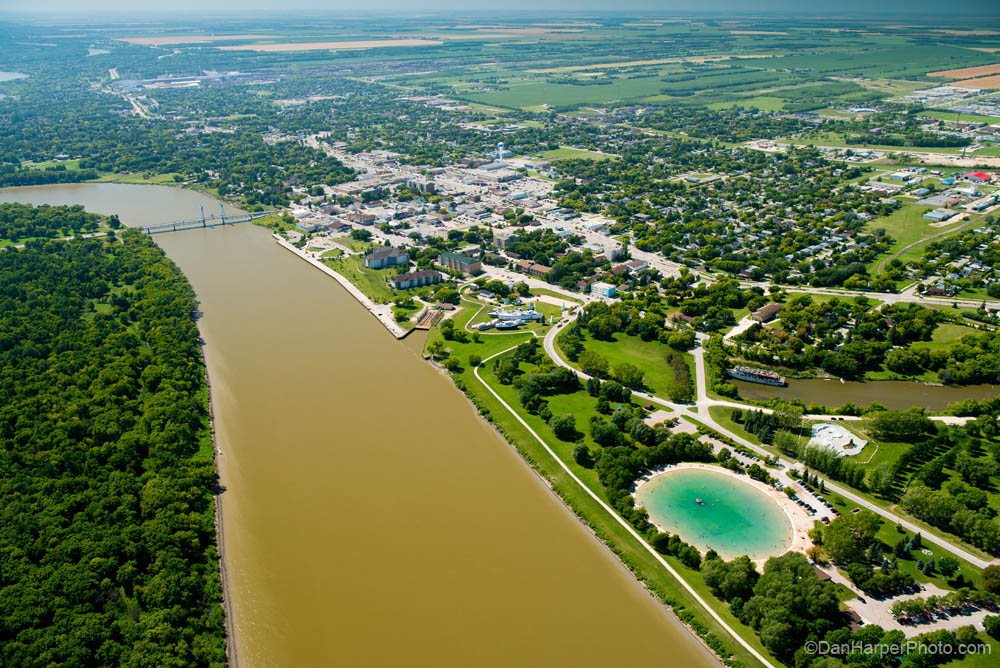 selkirk_manitoba_D80_2791