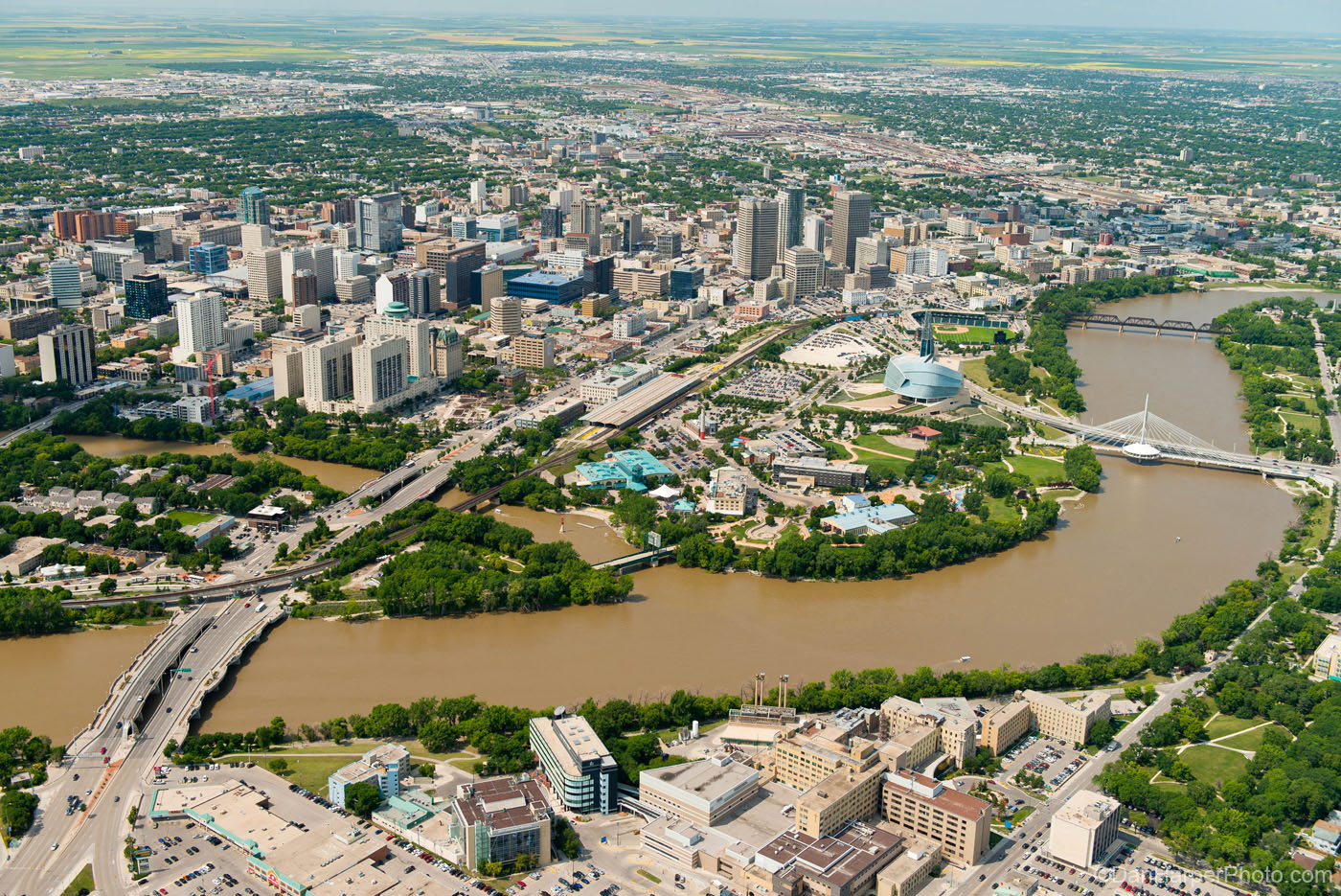 D80_2028_forks_winnipeg