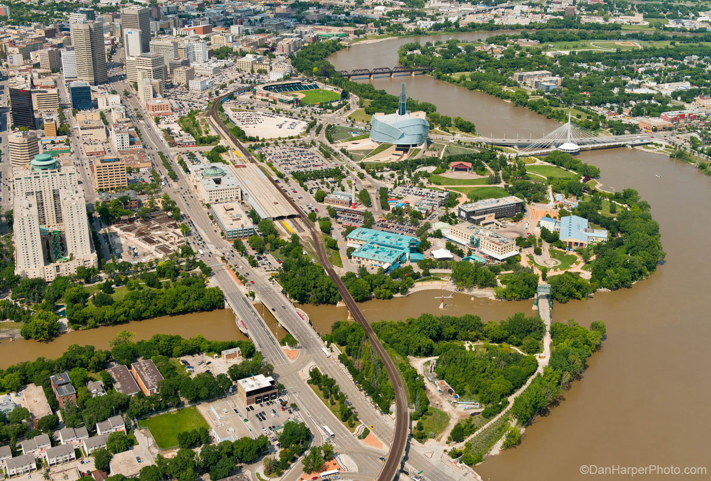 D80_2040forks_winnipeg