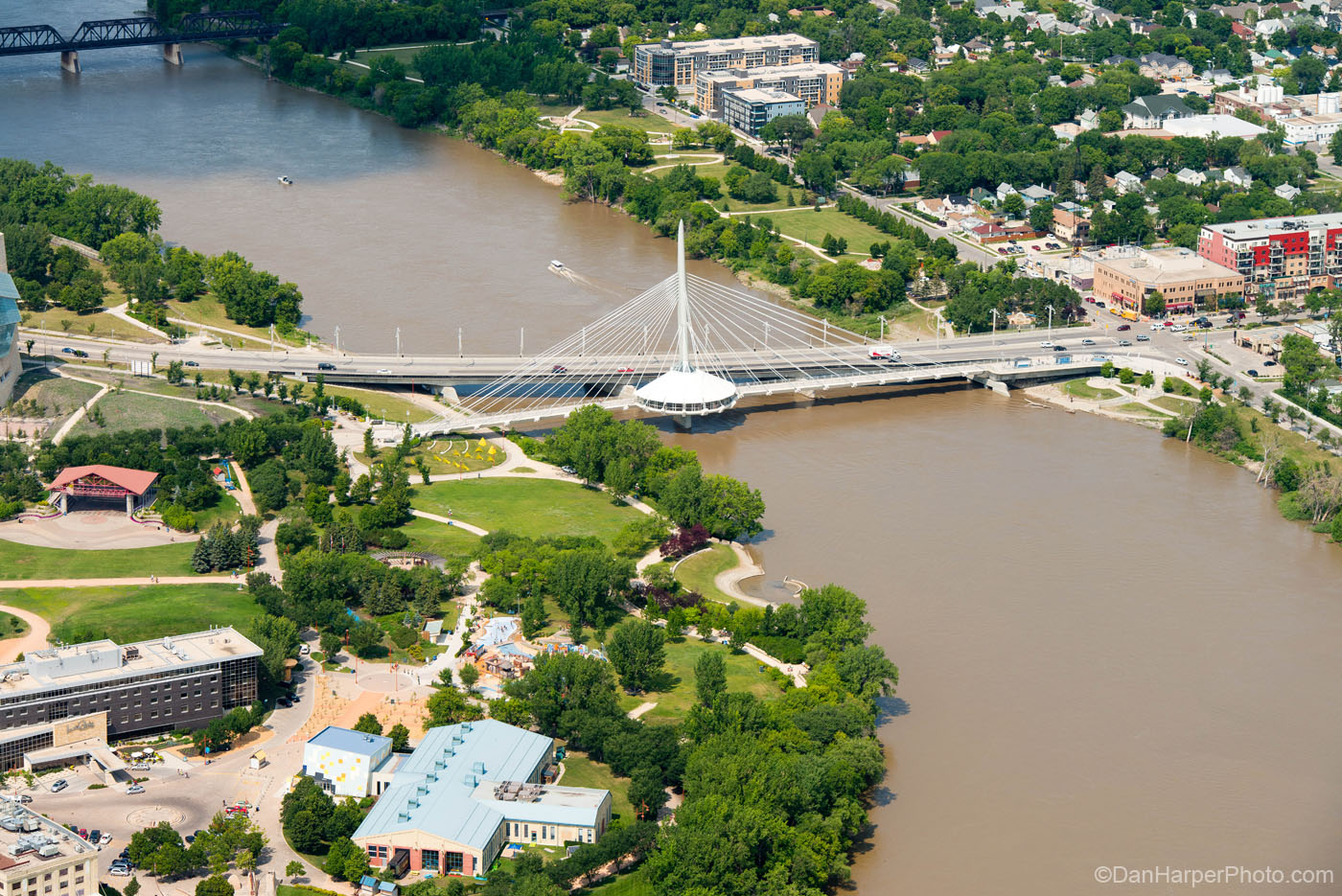 D80_2095_provencher_bridge