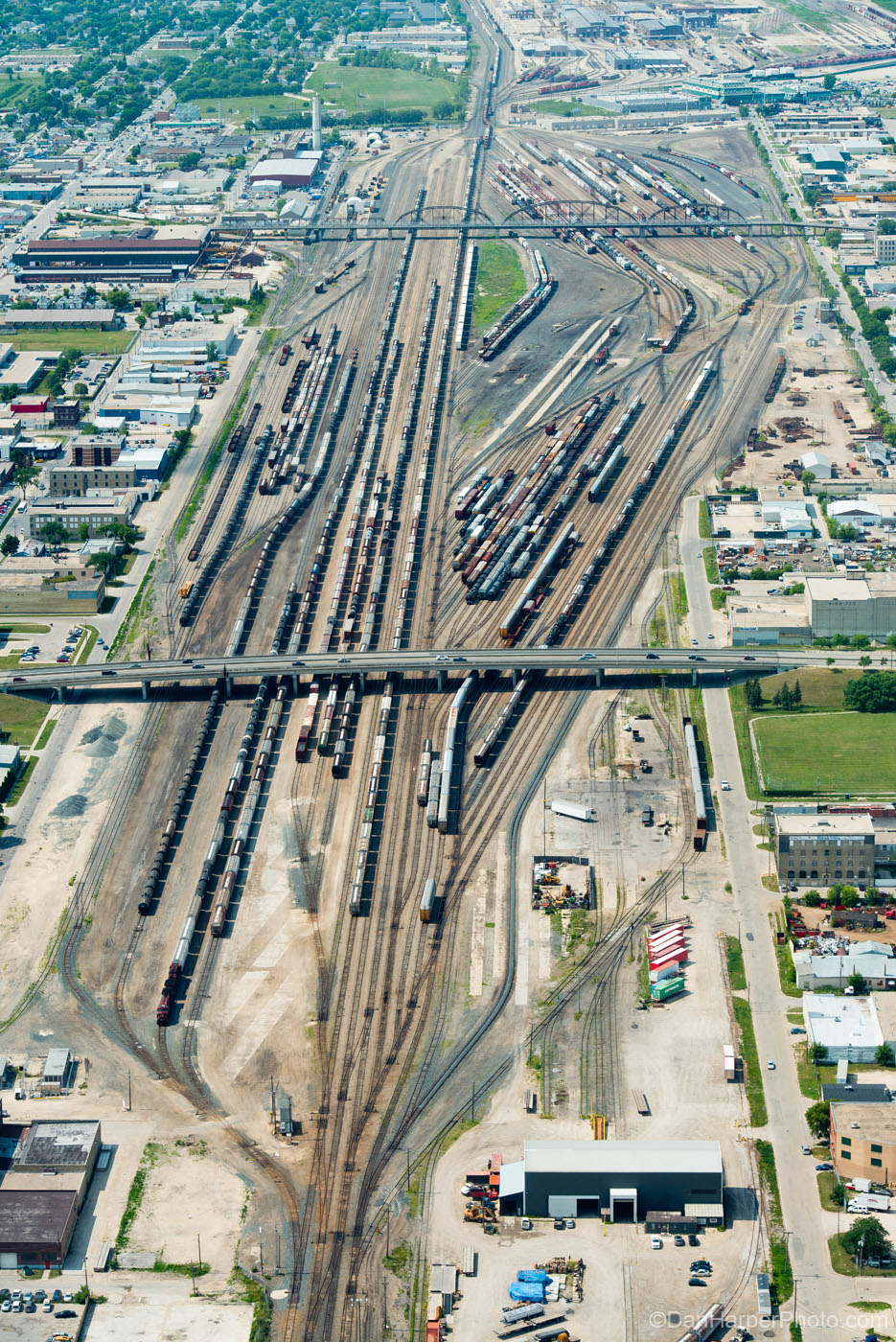 D80_2133train_tracks