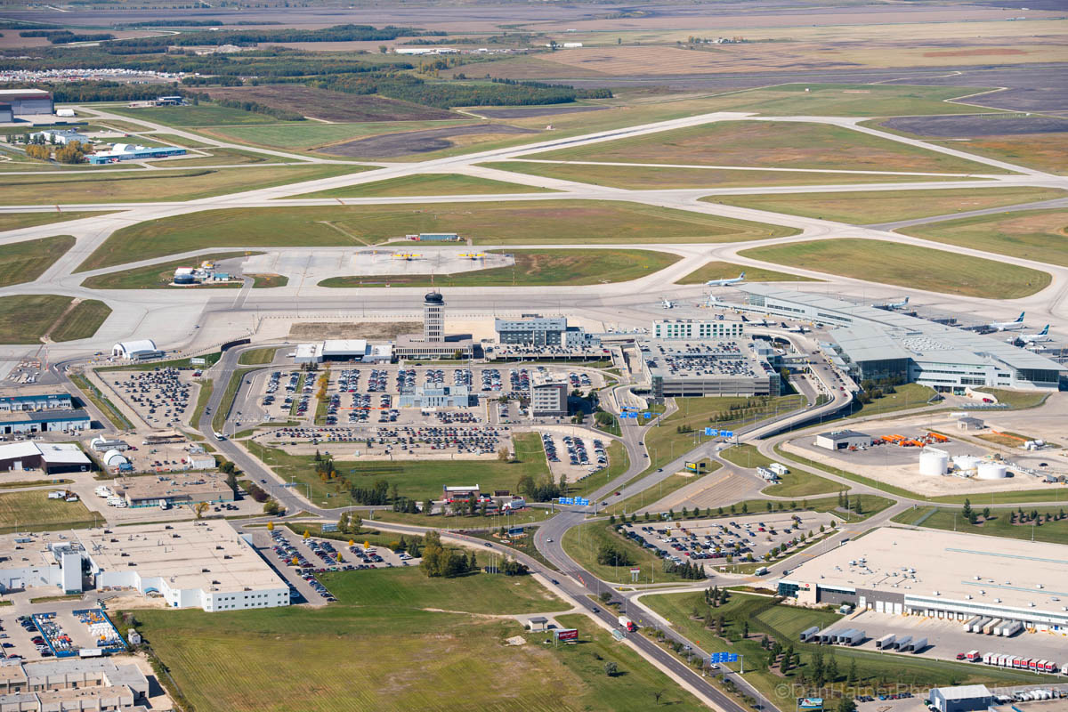 winnipeg_airport_stock_8067