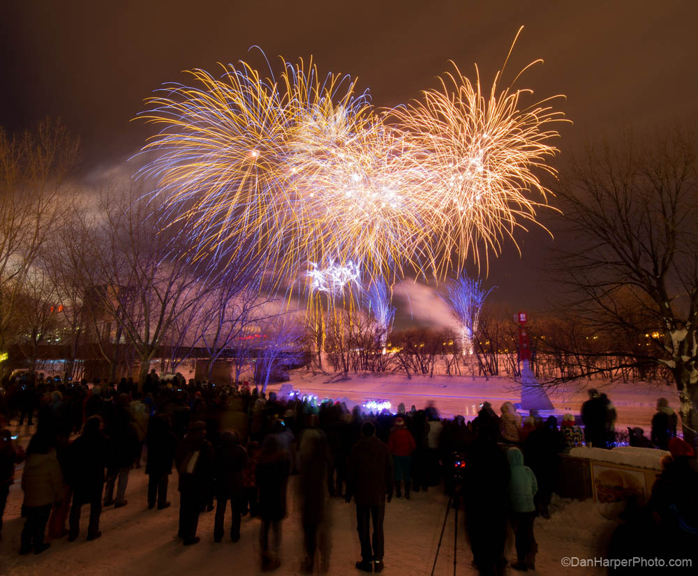 D80_6458-winnipeg_fireworks